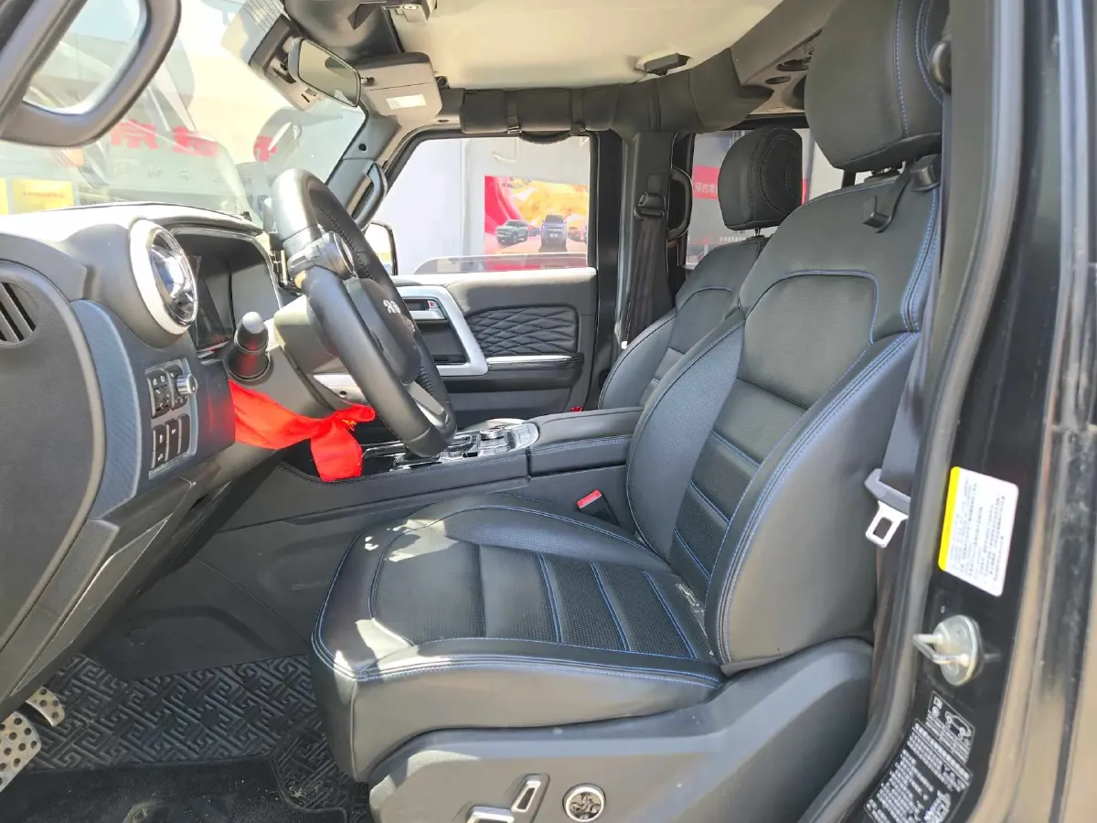 2023 Beijing BJ40 2.0T 163HP L4 8AT,autocango,china used car exporter,china ev exporter,chinese used car exporter,chinese used ev exporter