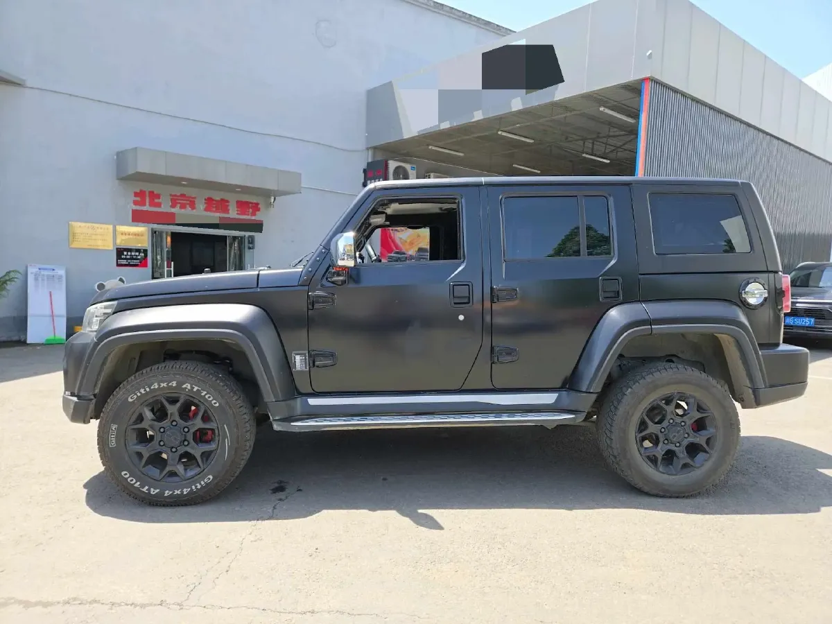 2023 Beijing BJ40 2.0T 163HP L4 8AT,autocango,china used car exporter,china ev exporter,chinese used car exporter,chinese used ev exporter