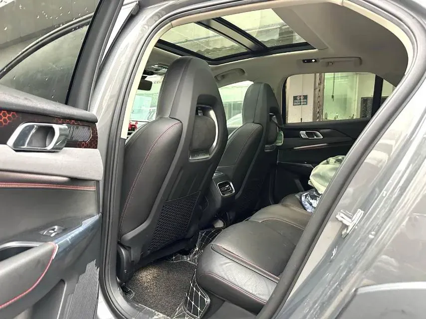 2018 Geely Emgrand GT 1.5T 180HP L3 7DCT,autocango,china used car exporter,china ev exporter,chinese used car exporter,chinese used ev exporter