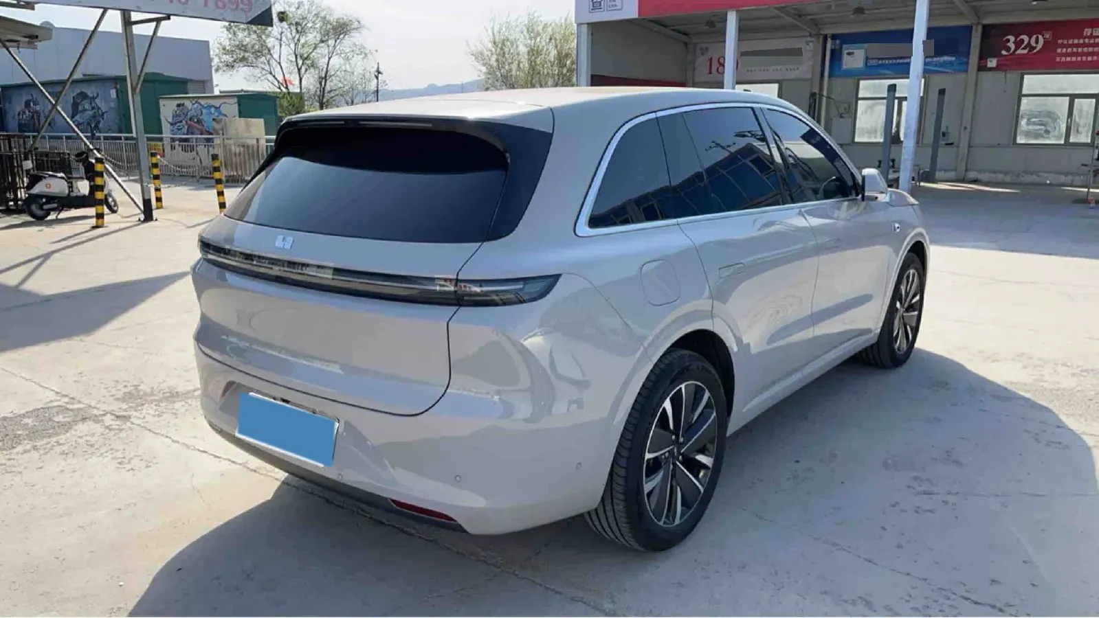 2025 Li L6 Range Extended 154HP L4 REEV,autocango,china used car exporter,china ev exporter,chinese used car exporter,chinese used ev exporter