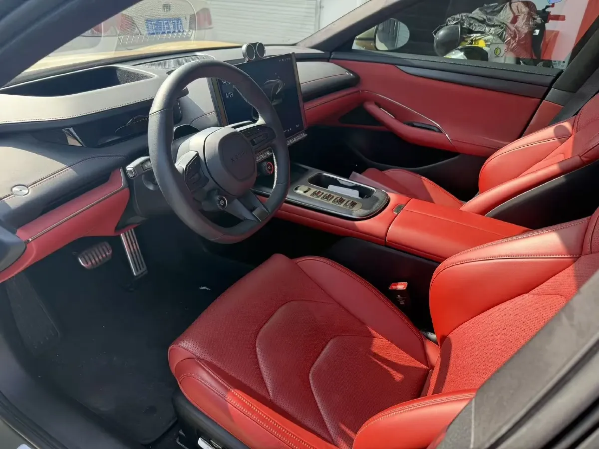 2024 MI SU7 BEV 101KWH,autocango,china used car exporter,china ev exporter,chinese used car exporter,chinese used ev exporter