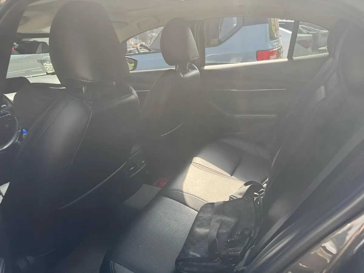 2021 Mazda 3 Axela 2.0L 158HP L4 6AT,autocango,china used car exporter,china ev exporter,chinese used car exporter,chinese used ev exporter