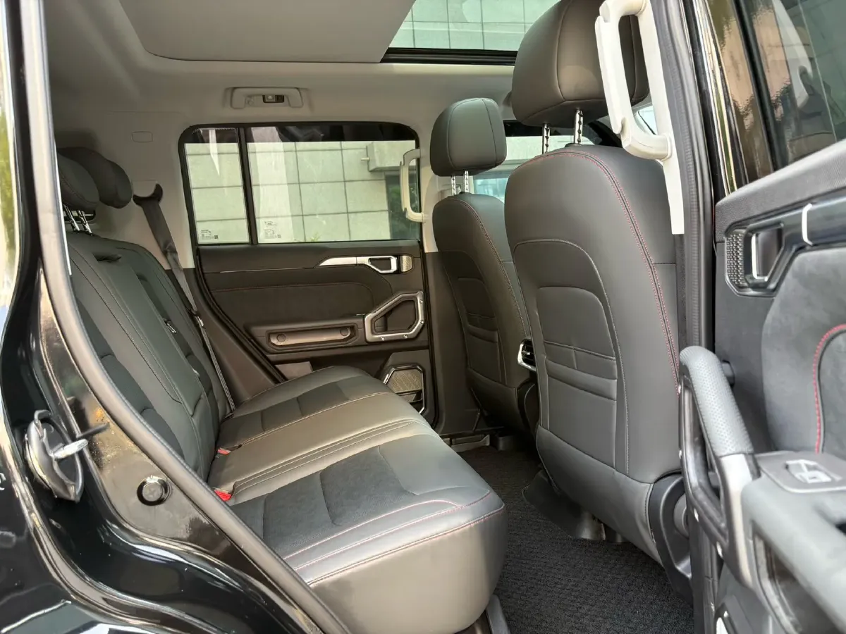 2023 Jetour Traveller 1.5T 184HP L4 7DCT,autocango,china used car exporter,china ev exporter,chinese used car exporter,chinese used ev exporter