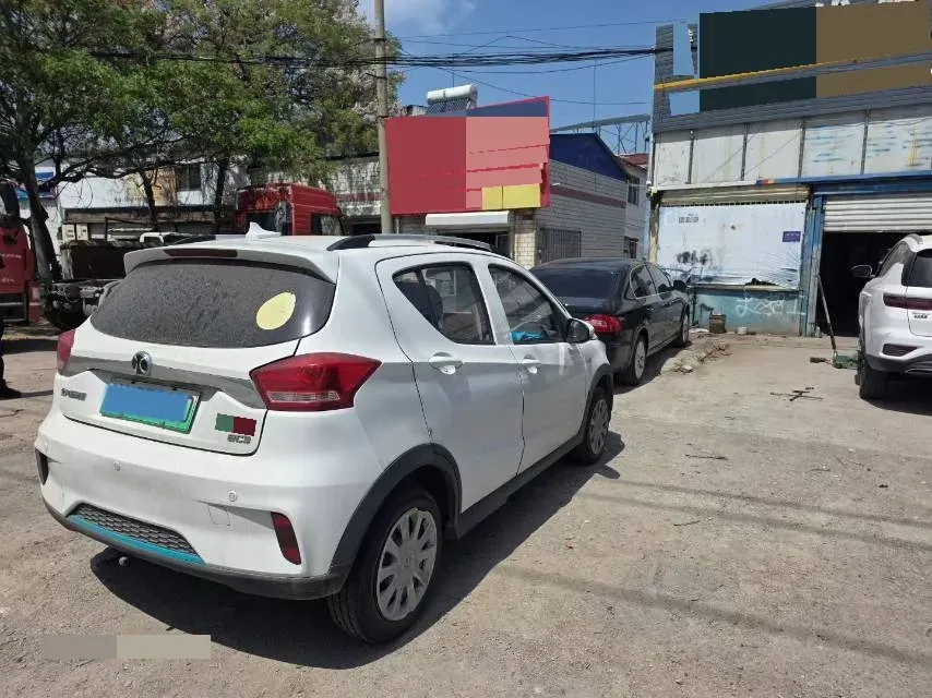 2018 Landwind XiaoYao 1.5T 163HP L4 CVT,autocango,china used car exporter,china ev exporter,chinese used car exporter,chinese used ev exporter