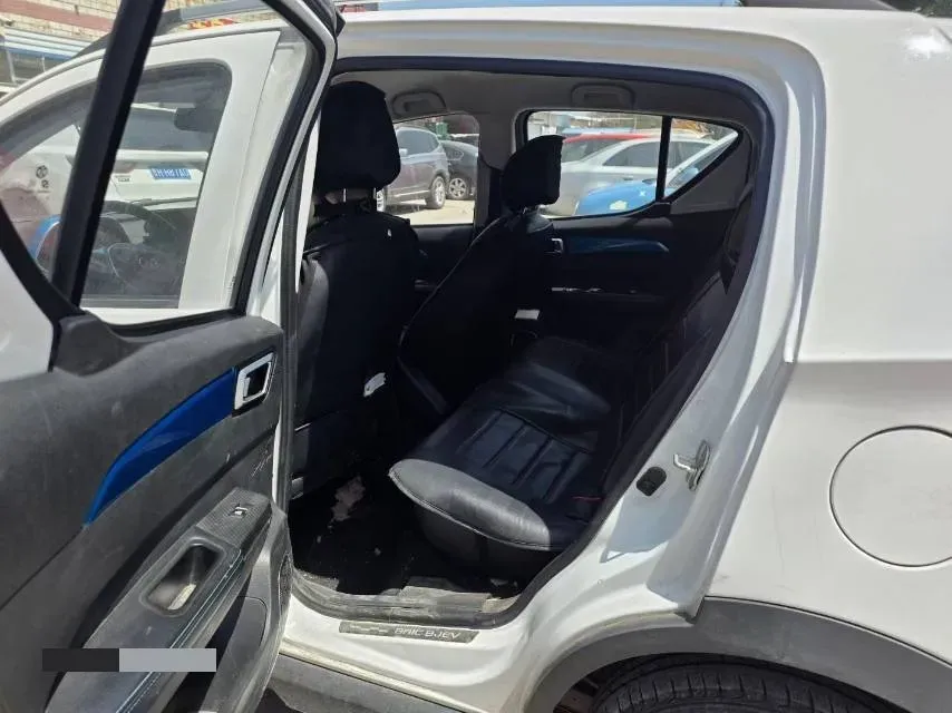 2018 Landwind XiaoYao 1.5T 163HP L4 CVT,autocango,china used car exporter,china ev exporter,chinese used car exporter,chinese used ev exporter