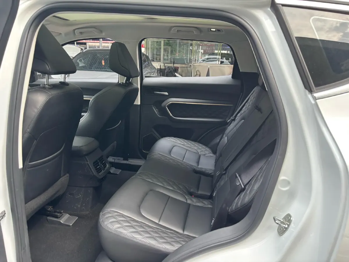 2021 Haval H6 1.5T 150HP L4 7DCT,autocango,china used car exporter,china ev exporter,chinese used car exporter,chinese used ev exporter
