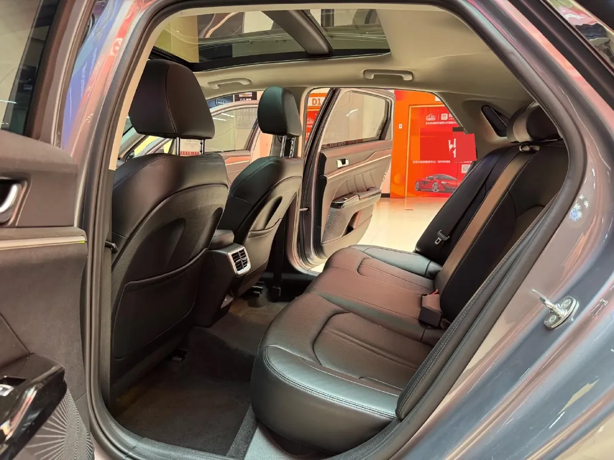 2020 Kia K5 1.5T 170HP L4 7DCT,autocango,china used car exporter,china ev exporter,chinese used car exporter,chinese used ev exporter