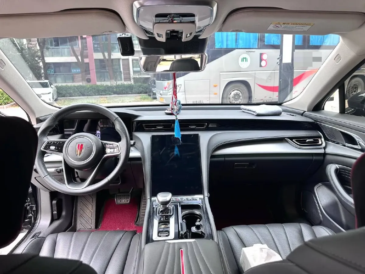 2023 HongQi H5 2.0T 224HP L4 8AT,autocango,china used car exporter,china ev exporter,chinese used car exporter,chinese used ev exporter