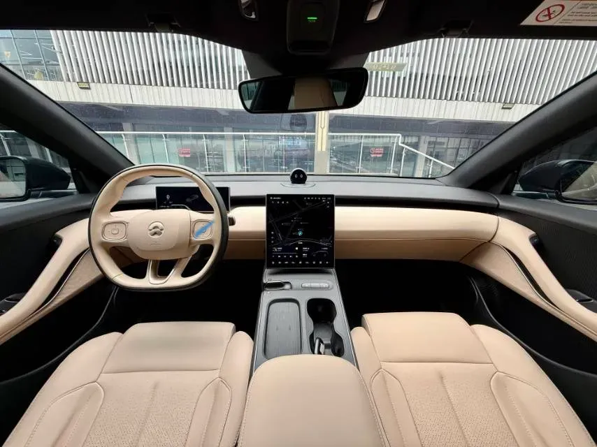 2024 NIO ET5T BEV 75KWH,autocango,china used car exporter,china ev exporter,chinese used car exporter,chinese used ev exporter