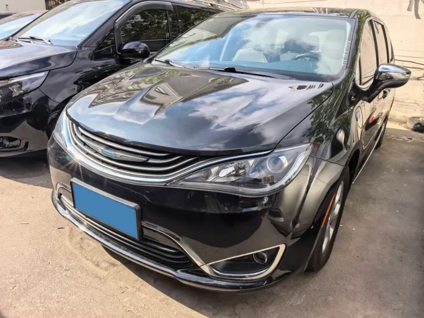 2012 Chrysler Pacifica 3.0L 167HP V6 4AT,autocango,china used car exporter,china ev exporter,chinese used car exporter,chinese used ev exporter