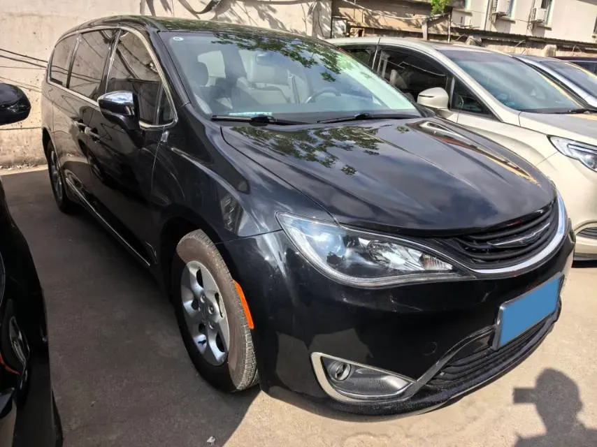 2012 Chrysler Pacifica 3.0L 167HP V6 4AT,autocango,china used car exporter,china ev exporter,chinese used car exporter,chinese used ev exporter