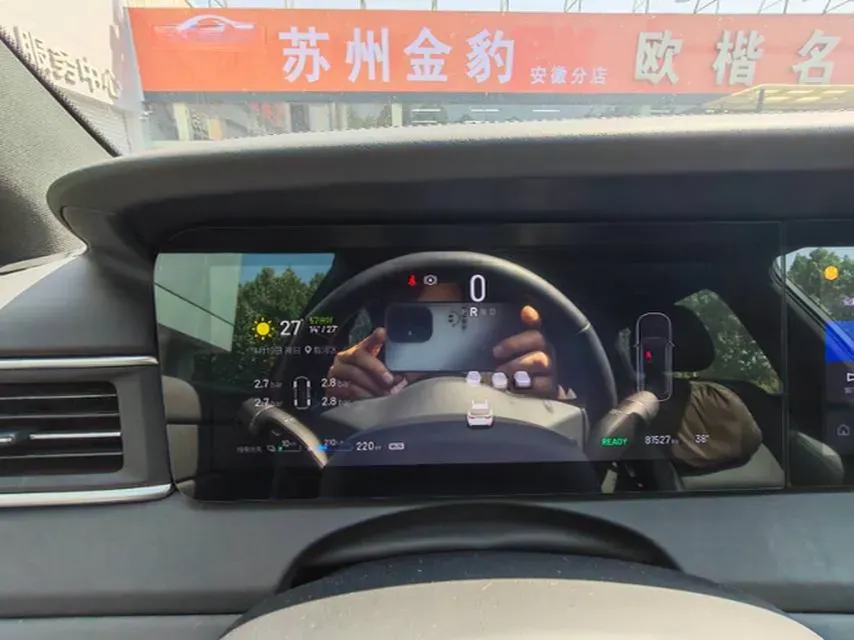 2021 Li ONE Range Extended 131HP REEV 40.5KWH,autocango,china used car exporter,china ev exporter,chinese used car exporter,chinese used ev exporter