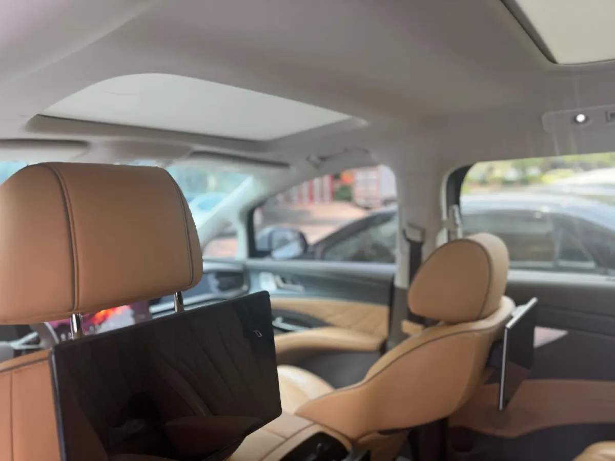 2022 Mercedes-Benz GLC Class 2.0T 197HP L4 9AT,autocango,china used car exporter,china ev exporter,chinese used car exporter,chinese used ev exporter