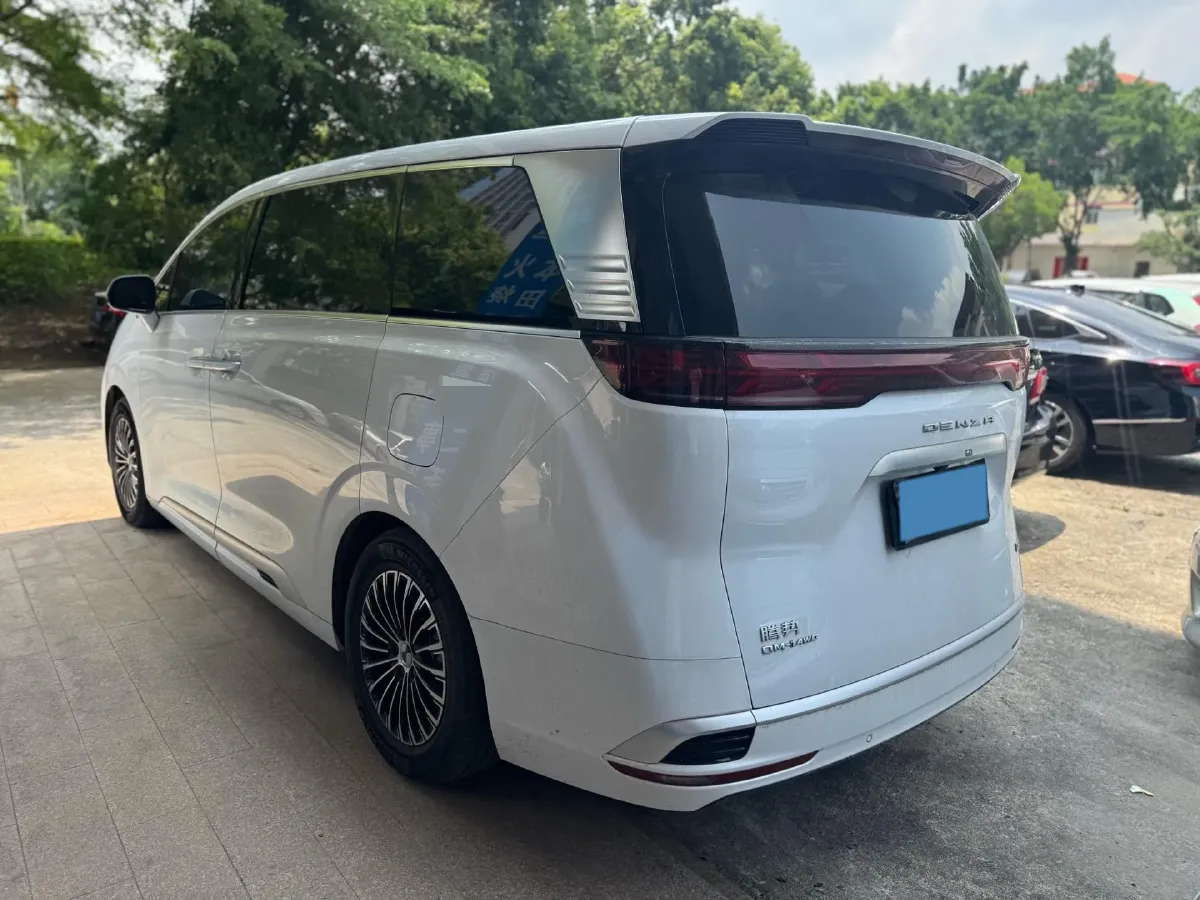 2022 Mercedes-Benz GLC Class 2.0T 197HP L4 9AT,autocango,china used car exporter,china ev exporter,chinese used car exporter,chinese used ev exporter