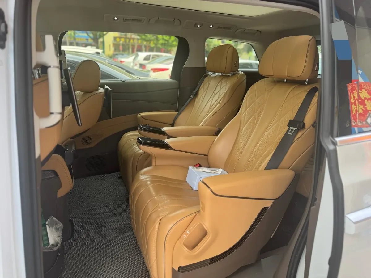 2022 Mercedes-Benz GLC Class 2.0T 197HP L4 9AT,autocango,china used car exporter,china ev exporter,chinese used car exporter,chinese used ev exporter