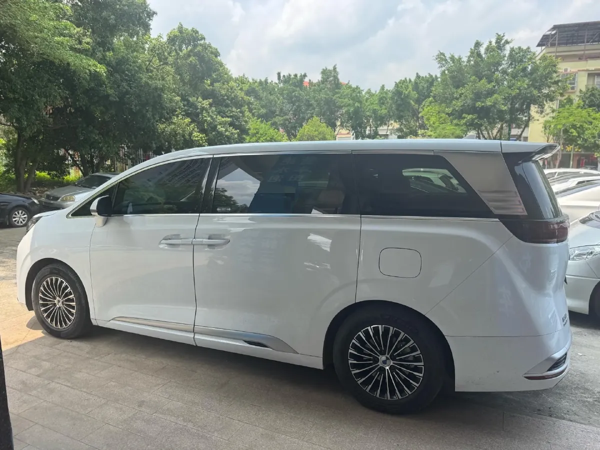 2022 Mercedes-Benz GLC Class 2.0T 197HP L4 9AT,autocango,china used car exporter,china ev exporter,chinese used car exporter,chinese used ev exporter