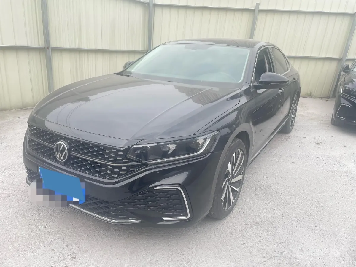 2023 Volkswagen Passat 2.0T 186HP L4 7DCT,autocango,china used car exporter,china ev exporter,chinese used car exporter,chinese used ev exporter