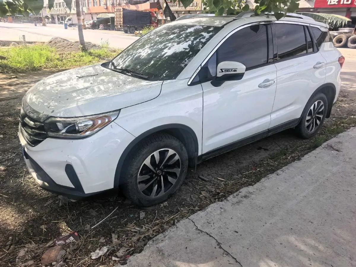 2018 GAC Trumpchi GS4 1.5T 152HP L4 6MT,autocango,china used car exporter,china ev exporter,chinese used car exporter,chinese used ev exporter