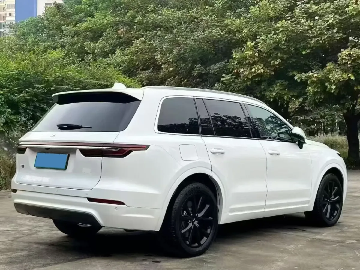 2020 Li ONE Range Extended 131HP REEV 40.5KWH,autocango,china used car exporter,china ev exporter,chinese used car exporter,chinese used ev exporter