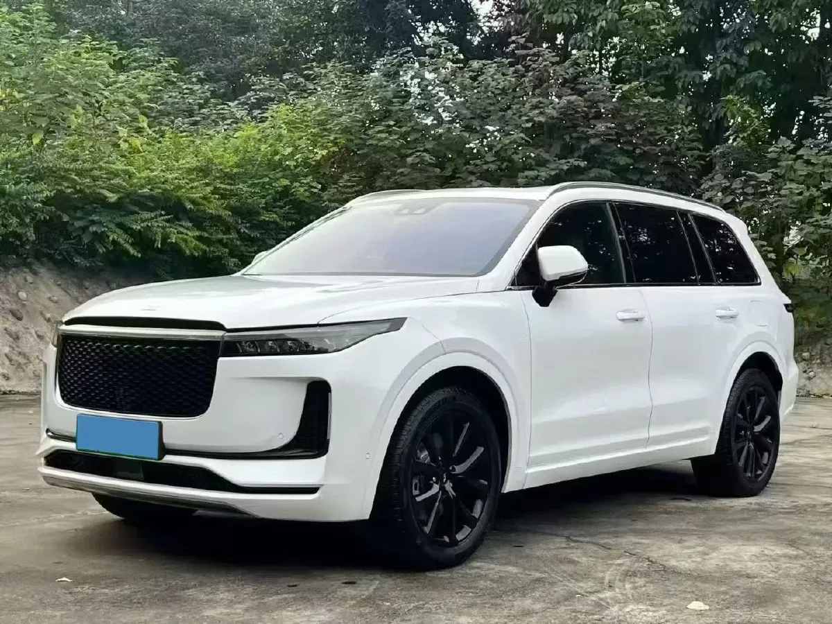 2020 Li ONE Range Extended 131HP REEV 40.5KWH,autocango,china used car exporter,china ev exporter,chinese used car exporter,chinese used ev exporter