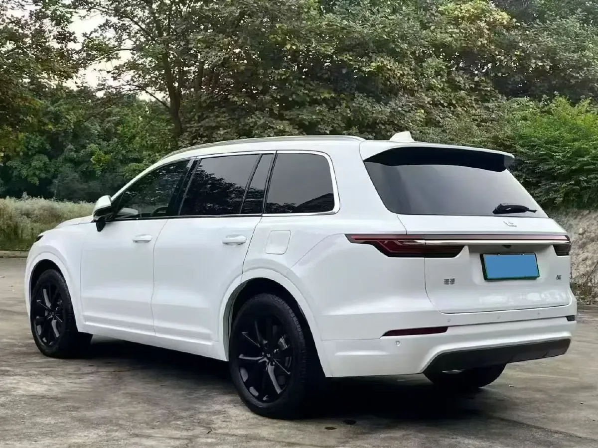 2020 Li ONE Range Extended 131HP REEV 40.5KWH,autocango,china used car exporter,china ev exporter,chinese used car exporter,chinese used ev exporter