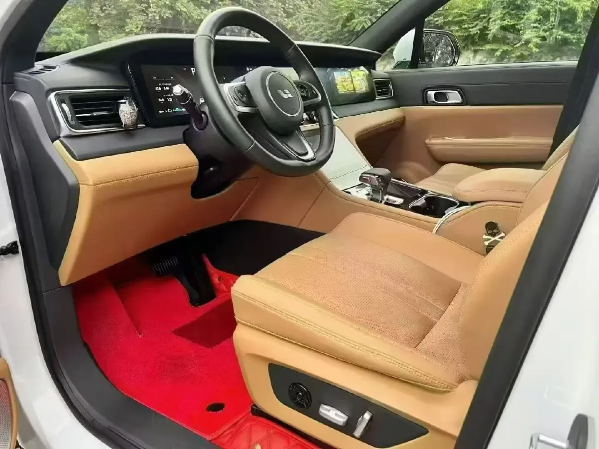 2020 Li ONE Range Extended 131HP REEV 40.5KWH,autocango,china used car exporter,china ev exporter,chinese used car exporter,chinese used ev exporter