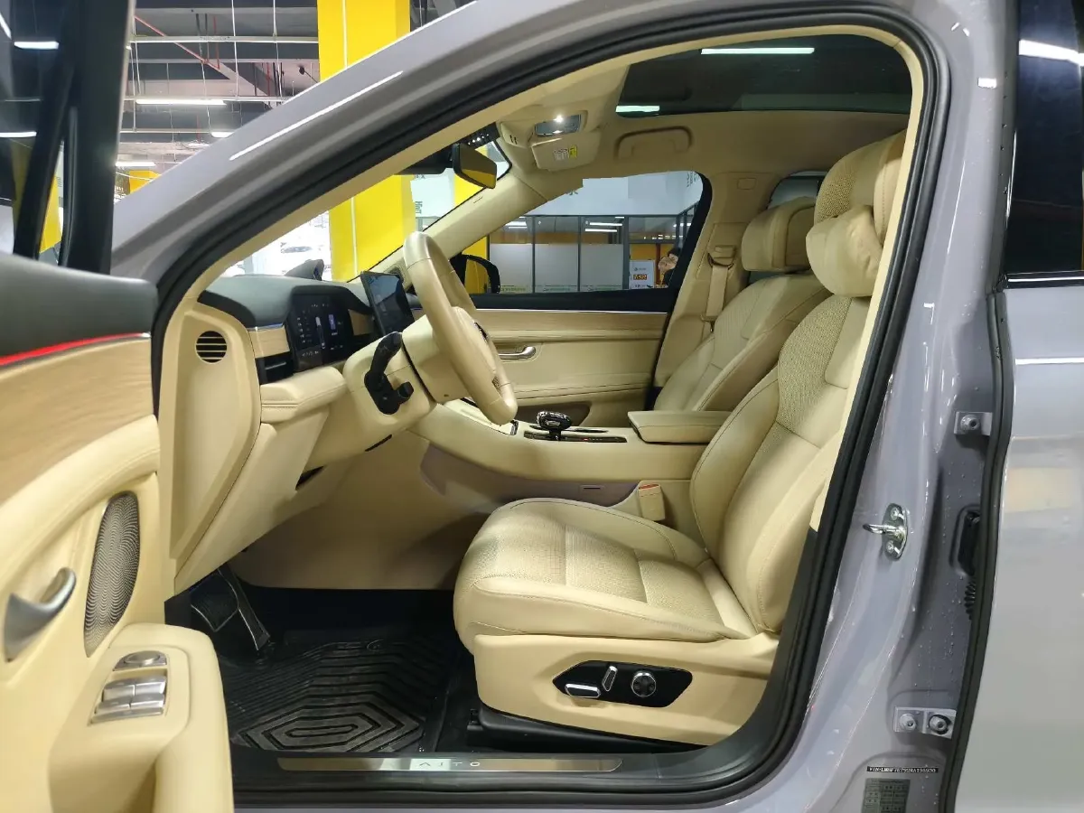 2024 HIMA AITO M5 1.5T 152HP L4 REEV 42KWH,autocango,china used car exporter,china ev exporter,chinese used car exporter,chinese used ev exporter