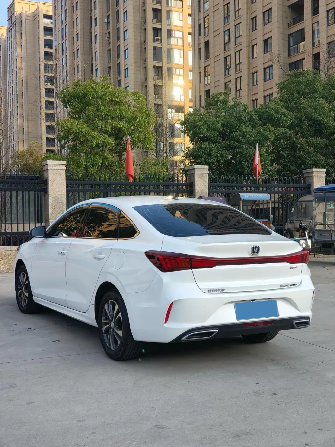 2021 ChangAn Eado 1.4T 160HP L4 7DCT,autocango,china used car exporter,china ev exporter,chinese used car exporter,chinese used ev exporter