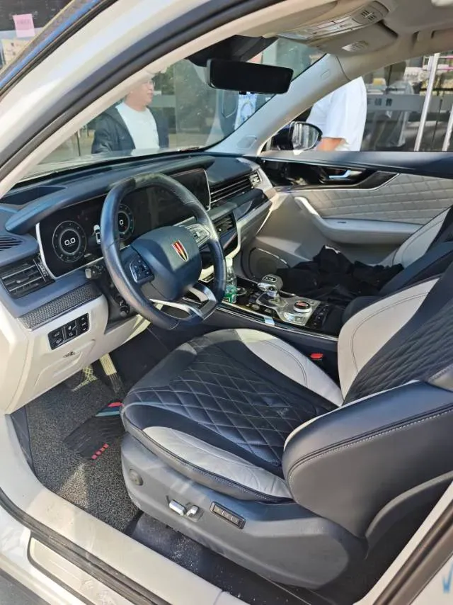 2022 HongQi HS5 2.0T 224HP L4 6AT,autocango,china used car exporter,china ev exporter,chinese used car exporter,chinese used ev exporter