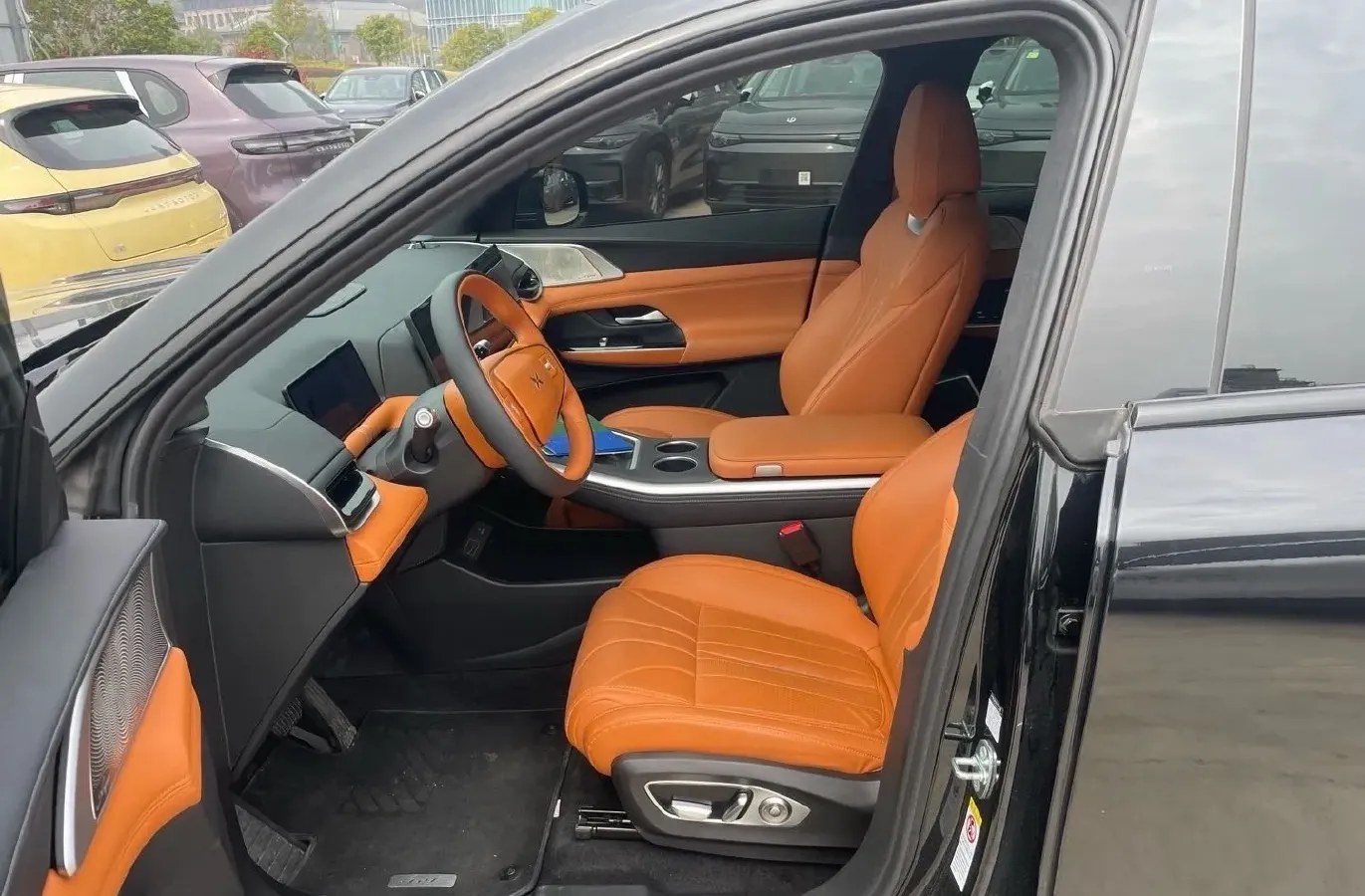 2025 Xpeng G9 BEV 79KWH,autocango,china used car exporter,china ev exporter,chinese used car exporter,chinese used ev exporter