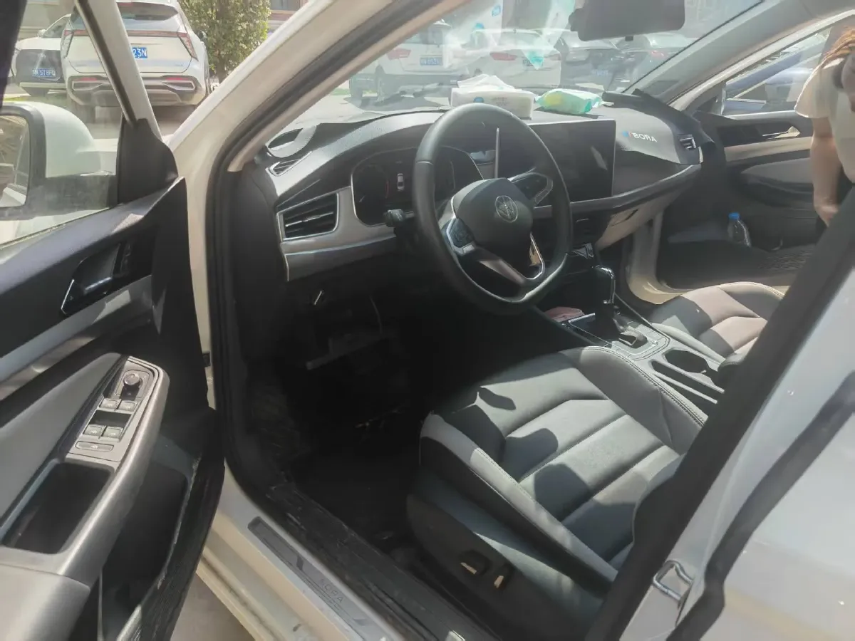 2023 Volkswagen Bora 1.5T 160HP L4 7DCT,autocango,china used car exporter,china ev exporter,chinese used car exporter,chinese used ev exporter