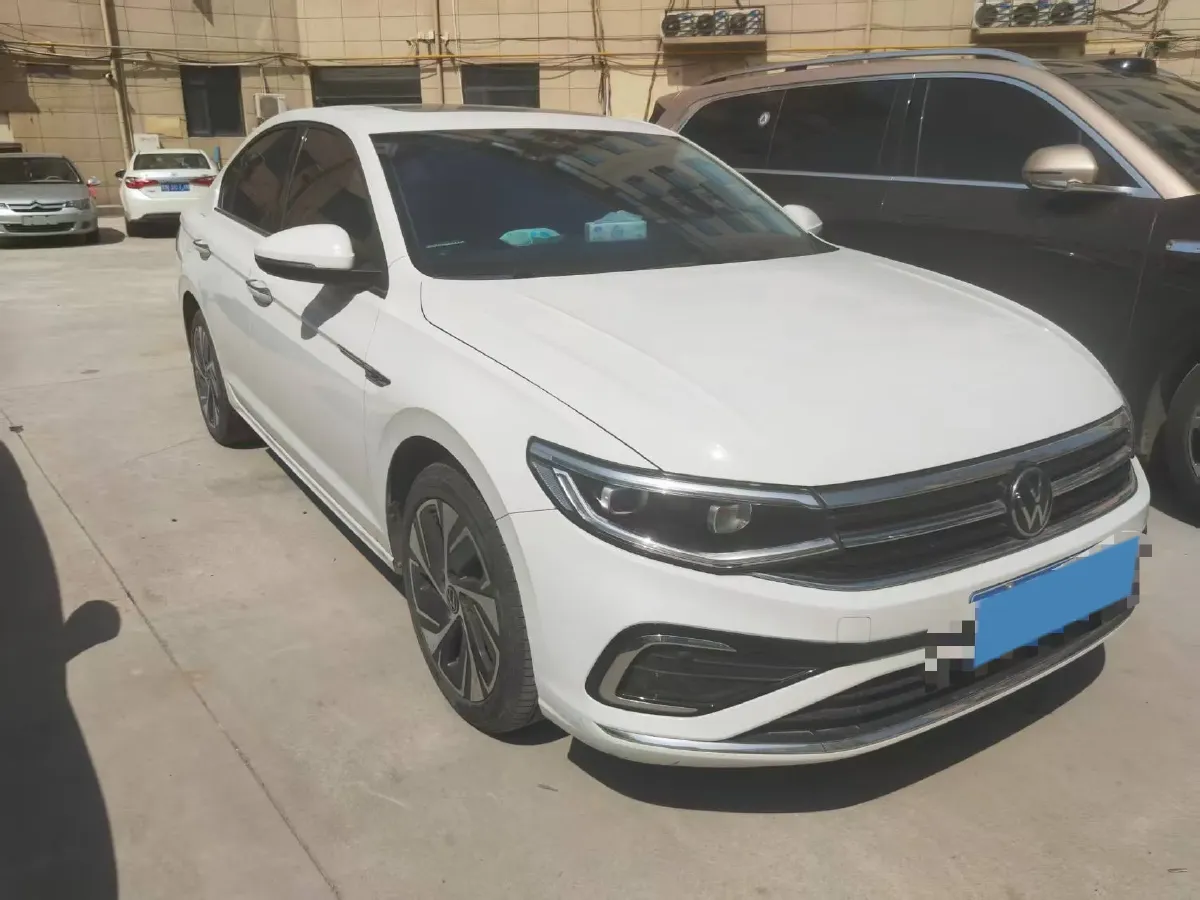 2023 Volkswagen Bora 1.5T 160HP L4 7DCT,autocango,china used car exporter,china ev exporter,chinese used car exporter,chinese used ev exporter