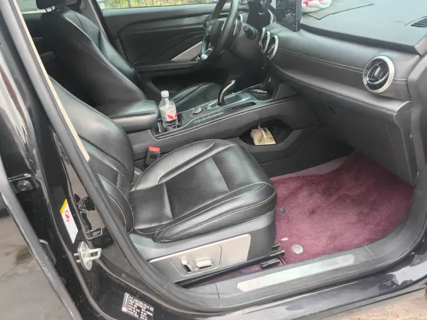 2021 WEY VV6 2.0T 227HP L4 7DCT,autocango,china used car exporter,china ev exporter,chinese used car exporter,chinese used ev exporter