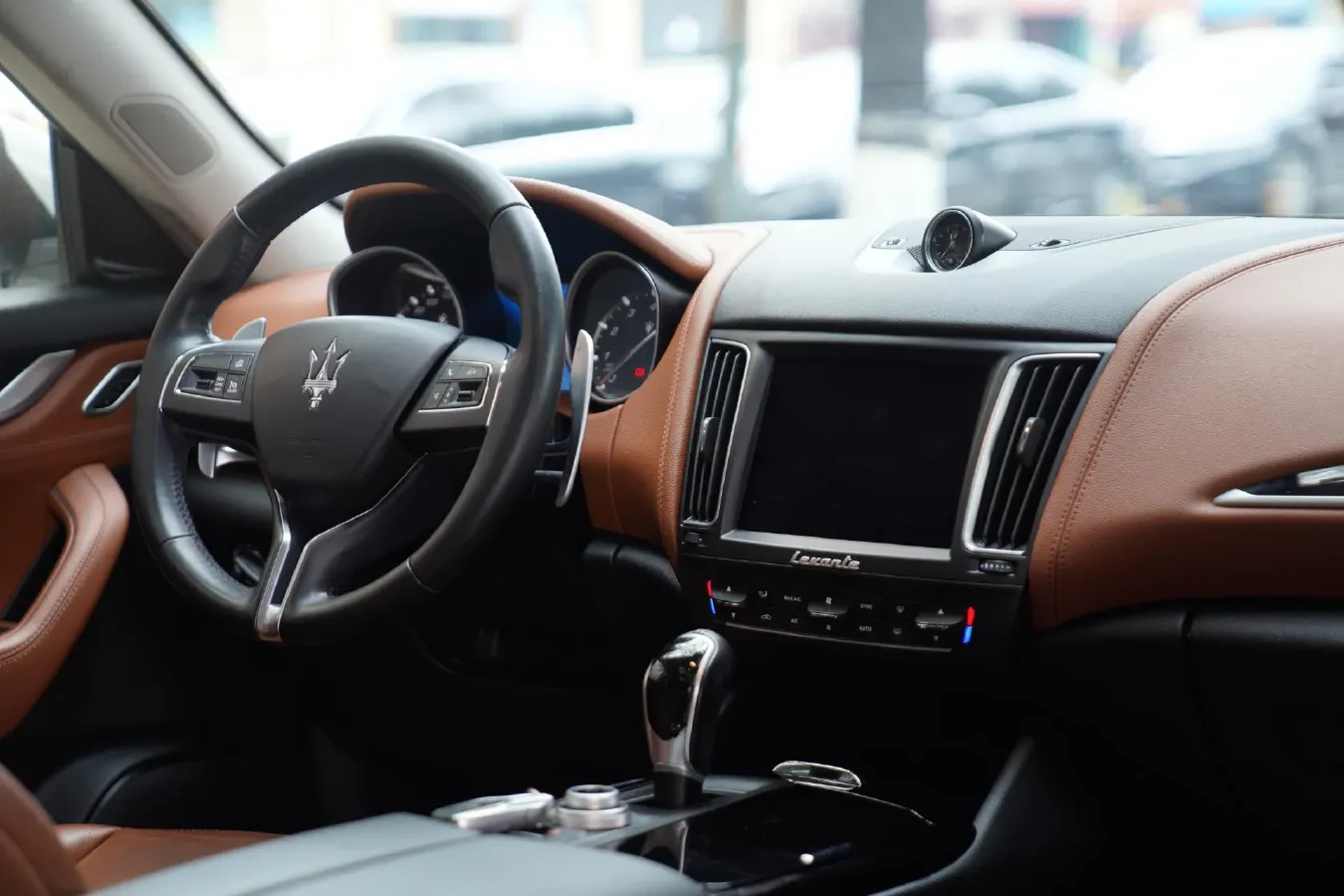 2018 Maserati Levante 3.0T 350HP V6 8AT,autocango,china used car exporter,china ev exporter,chinese used car exporter,chinese used ev exporter