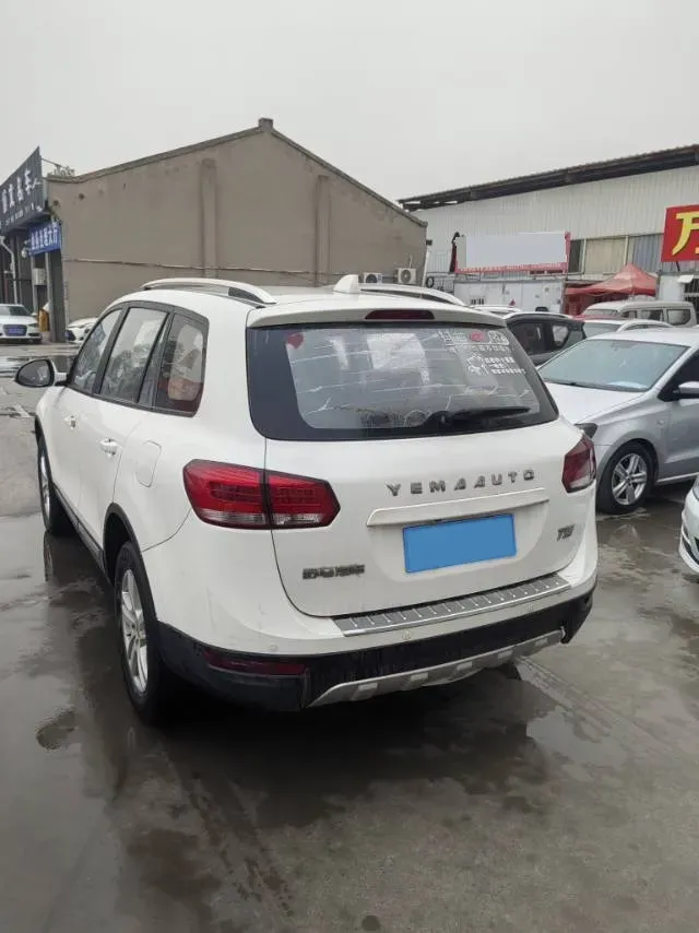 2016 BaoJun 560 1.5T 150HP L4 6MT,autocango,china used car exporter,china ev exporter,chinese used car exporter,chinese used ev exporter