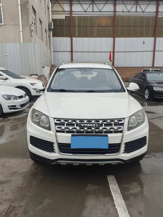 2016 BaoJun 560 1.5T 150HP L4 6MT,autocango,china used car exporter,china ev exporter,chinese used car exporter,chinese used ev exporter