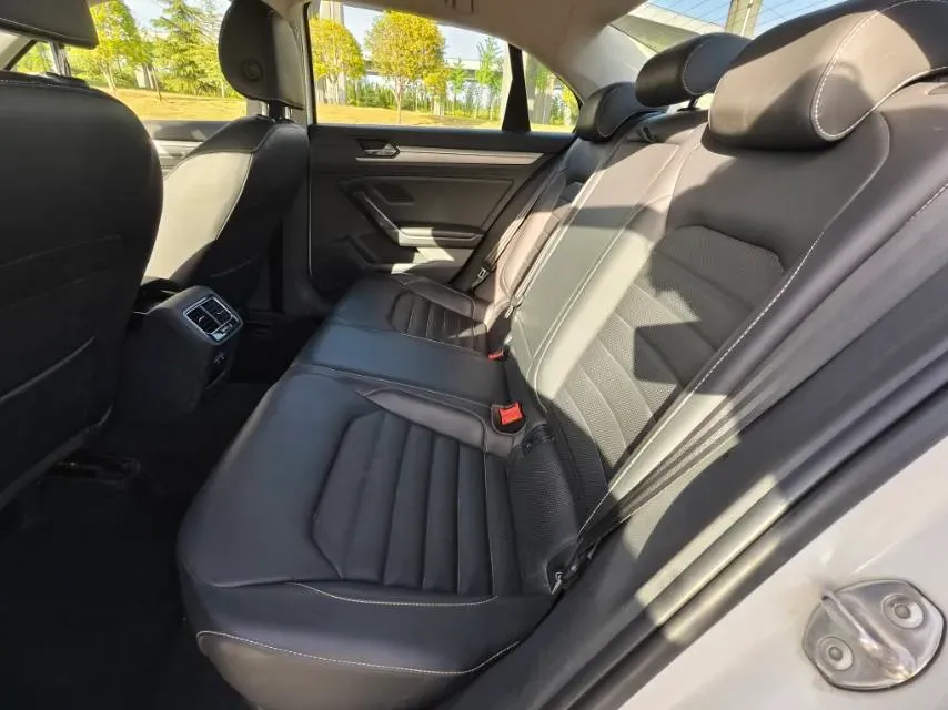 2019 Volkswagen Passat 1.4T 150HP L4 7DCT,autocango,china used car exporter,china ev exporter,chinese used car exporter,chinese used ev exporter