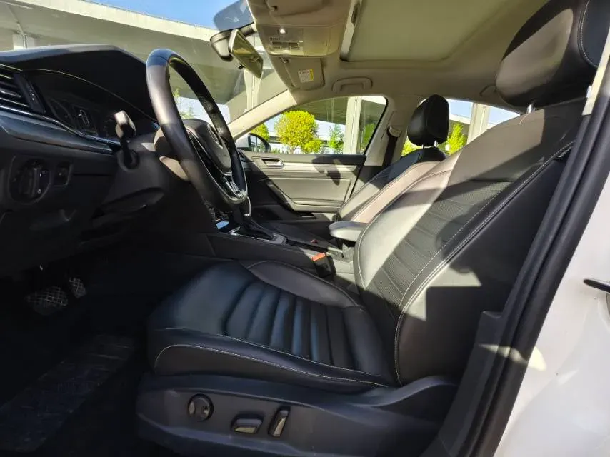 2019 Volkswagen Passat 1.4T 150HP L4 7DCT,autocango,china used car exporter,china ev exporter,chinese used car exporter,chinese used ev exporter