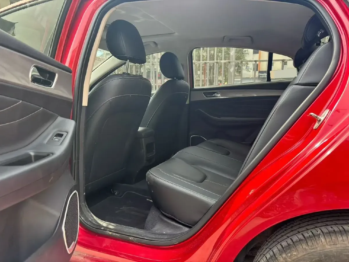 2019 Chery Arrizo 5 1.5L 116HP L4 CVT,autocango,china used car exporter,china ev exporter,chinese used car exporter,chinese used ev exporter