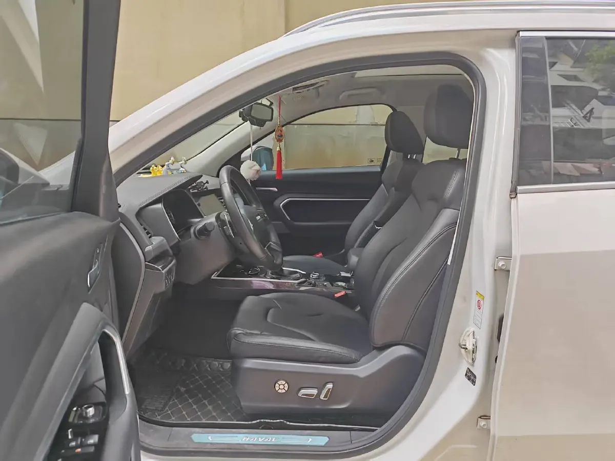 2017 Haval H6 1.5T 169HP L4 7DCT,autocango,china used car exporter,china ev exporter,chinese used car exporter,chinese used ev exporter