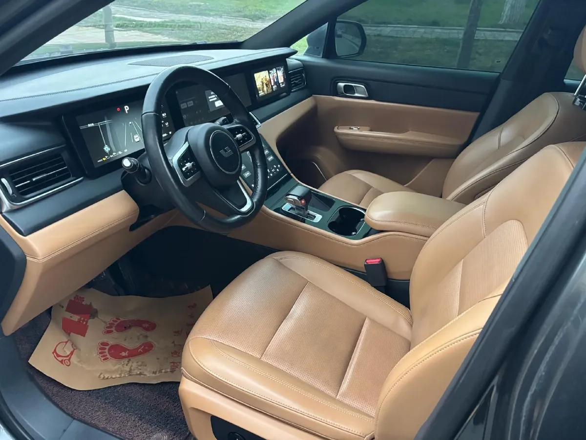 2021 Li ONE Range Extended 131HP REEV 40.5KWH,autocango,china used car exporter,china ev exporter,chinese used car exporter,chinese used ev exporter