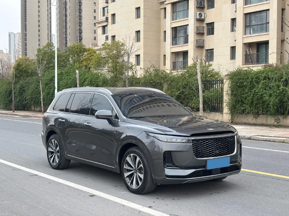 2021 Li ONE Range Extended 131HP REEV 40.5KWH,autocango,china used car exporter,china ev exporter,chinese used car exporter,chinese used ev exporter