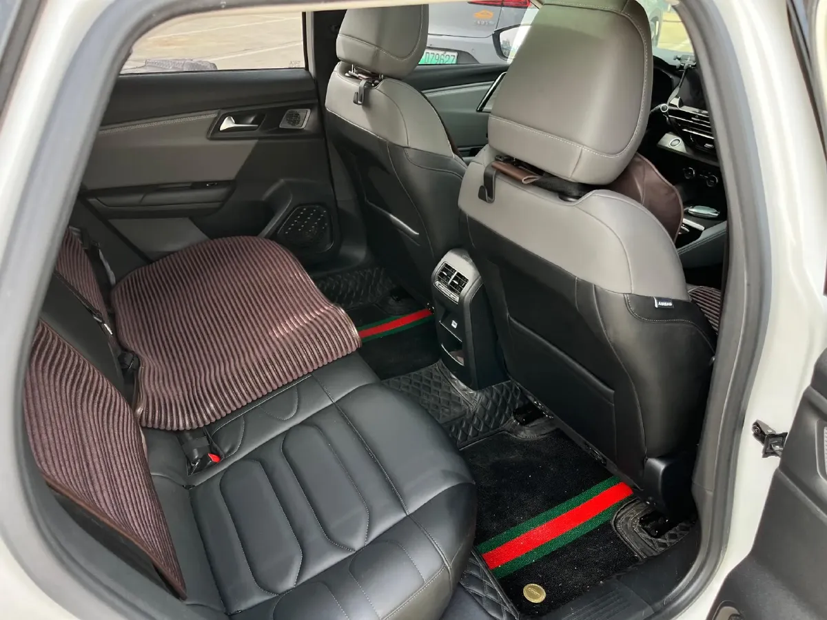 2022 Citroen C5 X 1.6T 175HP L4 8AT,autocango,china used car exporter,china ev exporter,chinese used car exporter,chinese used ev exporter