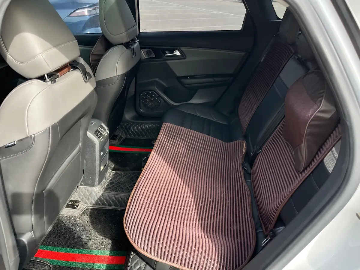 2022 Citroen C5 X 1.6T 175HP L4 8AT,autocango,china used car exporter,china ev exporter,chinese used car exporter,chinese used ev exporter