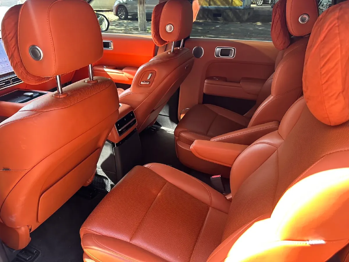 2022 Li L9 Range Extended 154HP REEV 42.6KWH,autocango,china used car exporter,china ev exporter,chinese used car exporter,chinese used ev exporter