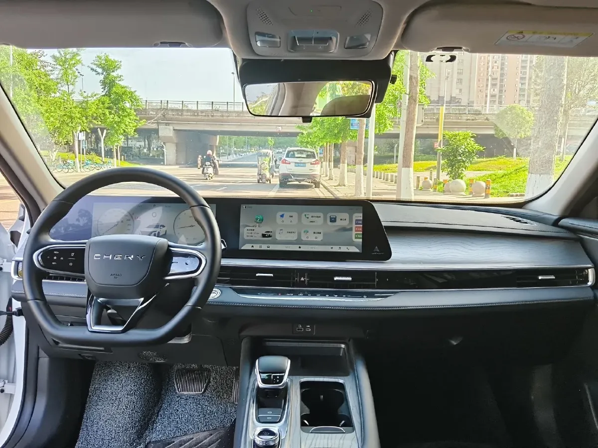 2024 Chery Arrizo 8 1.6T 197HP L4 7DCT,autocango,china used car exporter,china ev exporter,chinese used car exporter,chinese used ev exporter