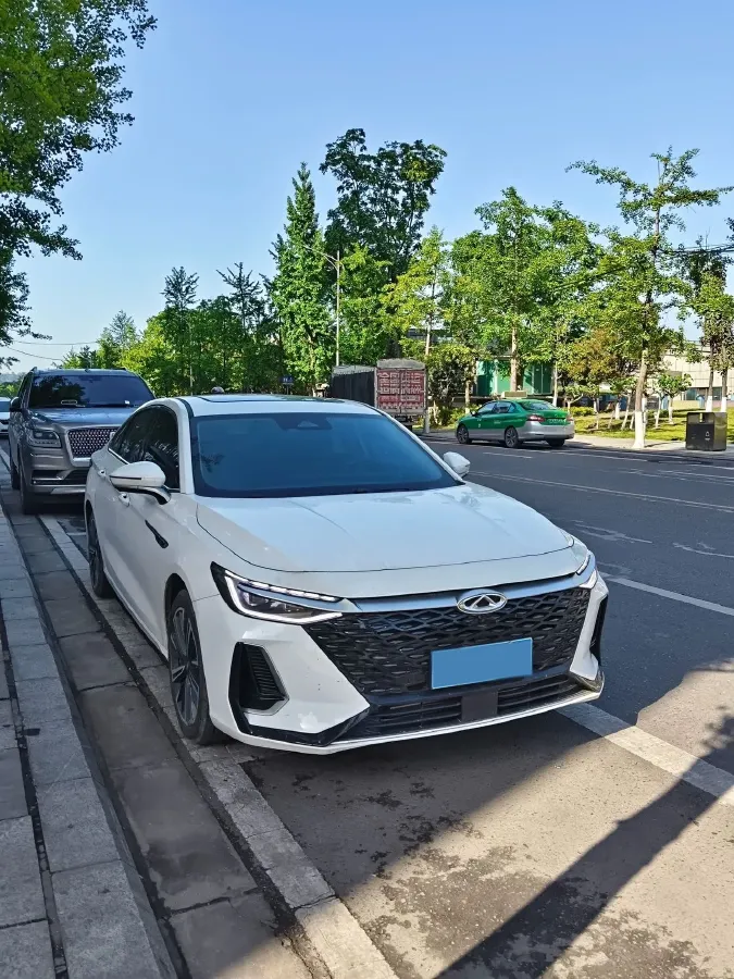 2024 Chery Arrizo 8 1.6T 197HP L4 7DCT,autocango,china used car exporter,china ev exporter,chinese used car exporter,chinese used ev exporter