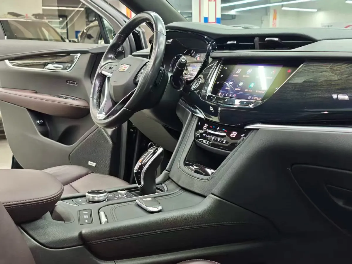 2020 Cadillac XT6 2.0T 237HP L4 9AT,autocango,china used car exporter,china ev exporter,chinese used car exporter,chinese used ev exporter