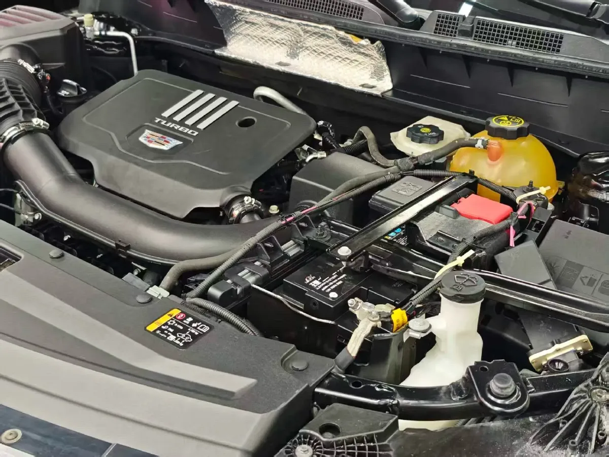 2020 Cadillac XT6 2.0T 237HP L4 9AT,autocango,china used car exporter,china ev exporter,chinese used car exporter,chinese used ev exporter