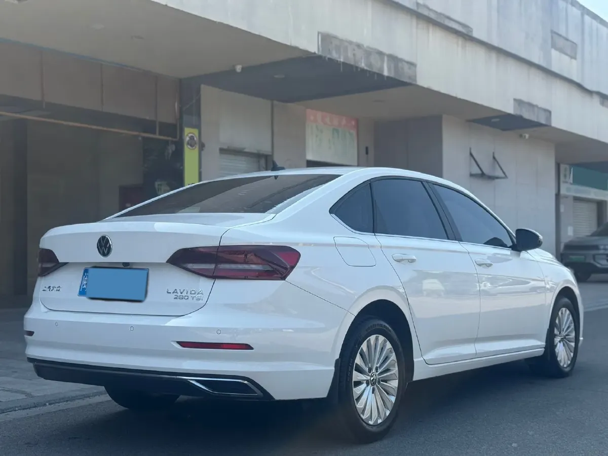 2021 Volkswagen Lavida 1.4T 150HP L4 7DCT,autocango,china used car exporter,china ev exporter,chinese used car exporter,chinese used ev exporter